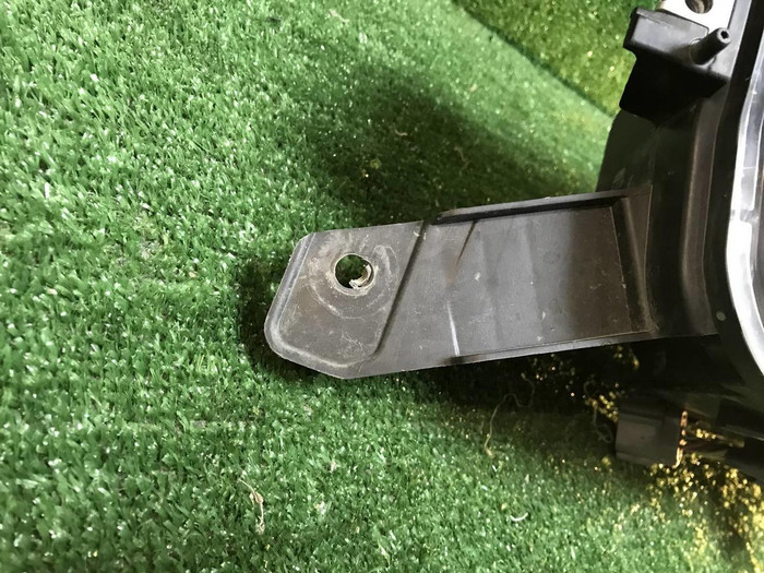 Битая Фара левая Subaru Outback 6 (2019-2022) LED