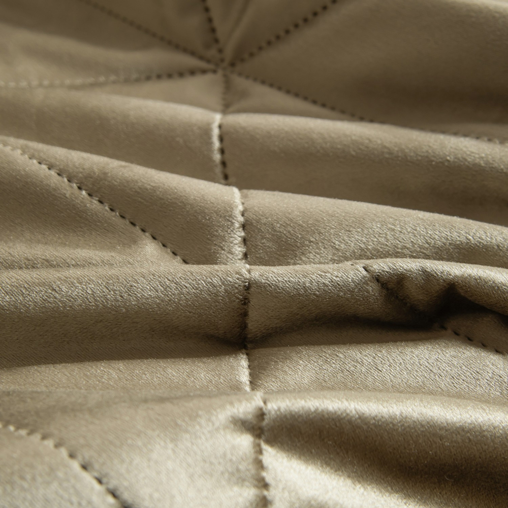 Велюровое покрывало в клетку с наволочками OVL030