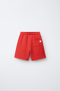 ZARA ШОРТЫ ИЗ МЯГКОЙ ТКАНИ С ЛОГОТИПОМ, БЕЛЫЙ/КРАСНЫЙ