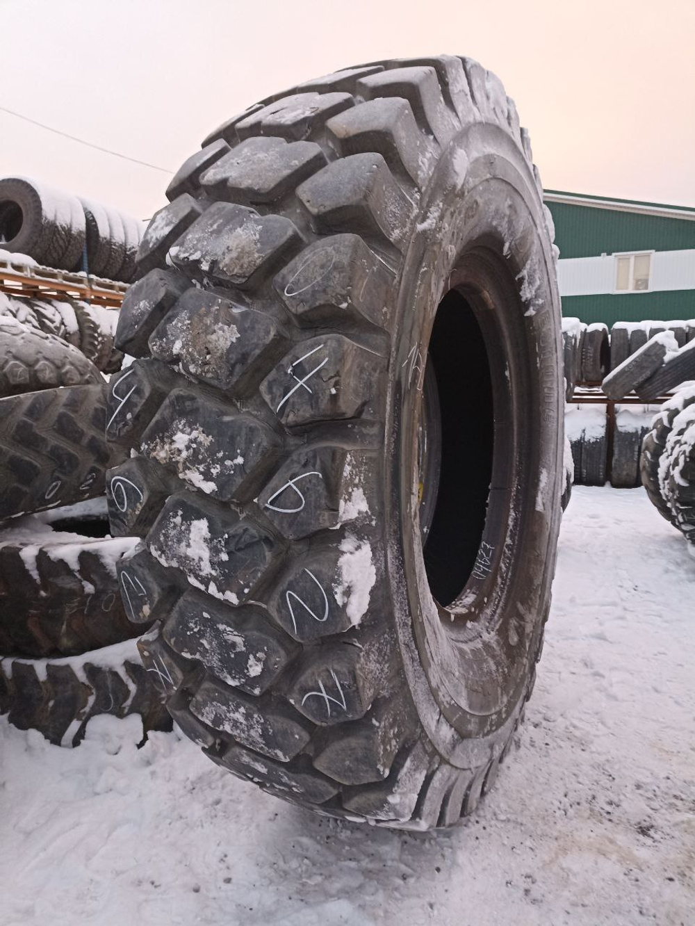 27.00R49 Bridgestone VMTP шина б/у