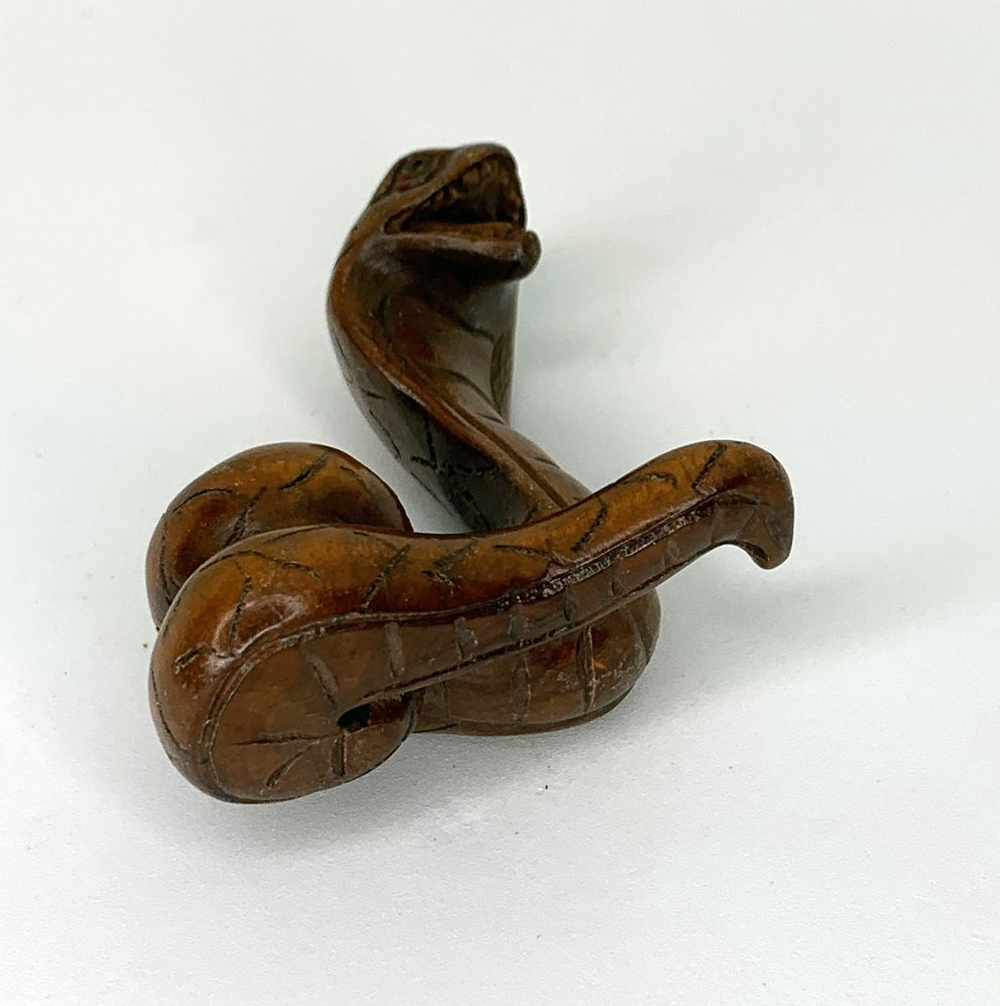 Нэцкэ Кобра