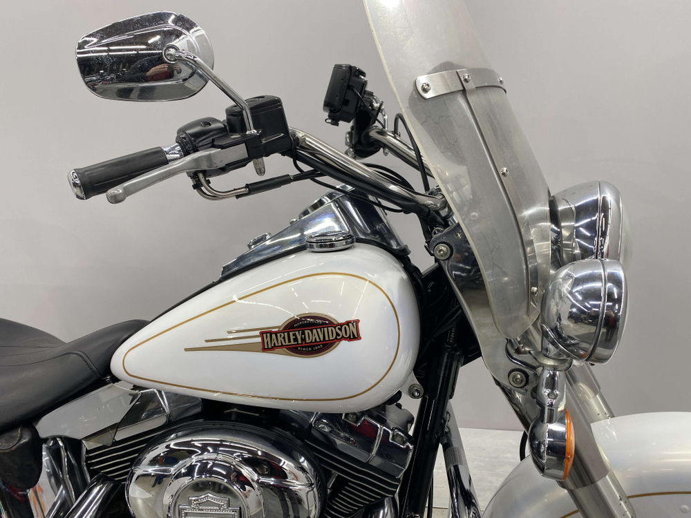 Harley-Davidson Heritage FLSTC1580 , 2006