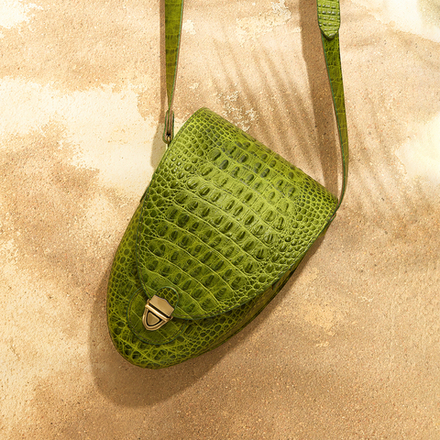 Фиэль из кожи с тиснением под каймана