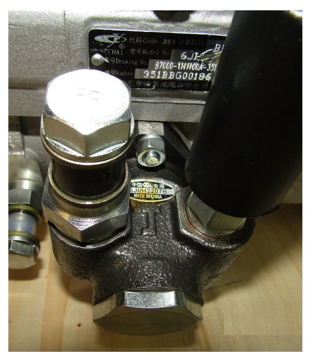 Насос топливный высокого давления TDY 120 6LT/Fuel Injection Pump