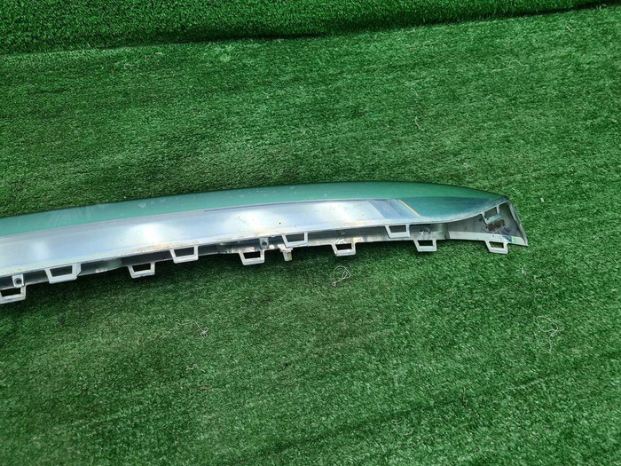 Молдинг перед. бампера Mercedes GLS x167 19-24 AMG