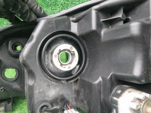 Фара правая Suzuki Vitara 2 (2014-2024) LED