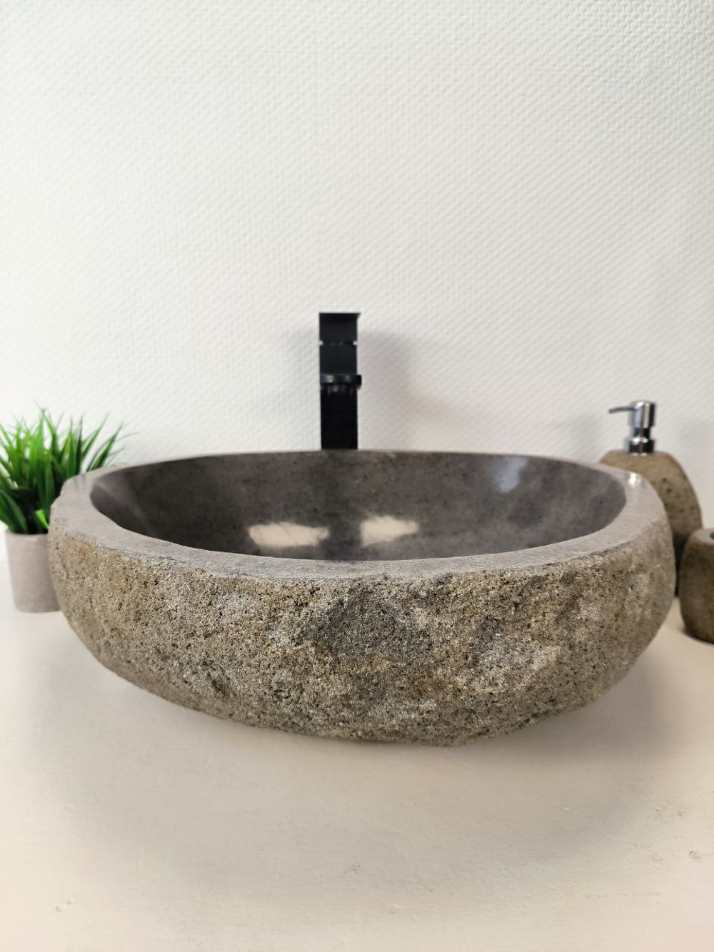 Раковина из речного камня RS-65996 48х46х15 из натурального камня