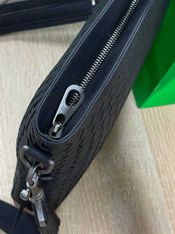 Сумка-мессенджер Bottega Veneta