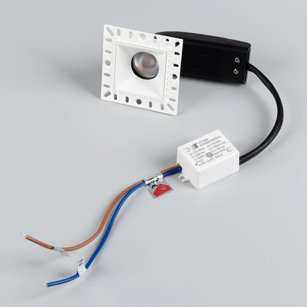 Светильник MS-RIALTO-TRIMLESS-S40x40-9W Day4000 (WH, 36deg, 230V) (Arlight, IP20 Металл, 5 лет) 048327