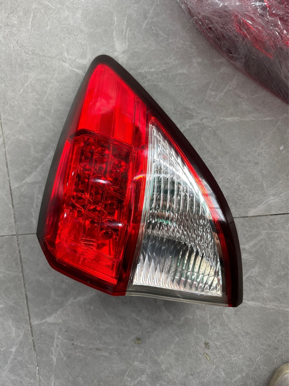 Задний фонарь (правый/левый) Honda Vezel/HR-V 2015-2022 оригинал