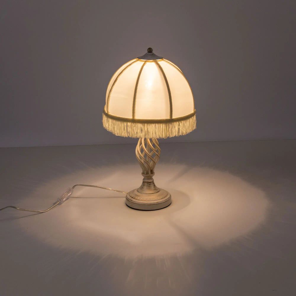 Citilux Базель CL407801 Настольная лампа с бежевым абажуром Патина