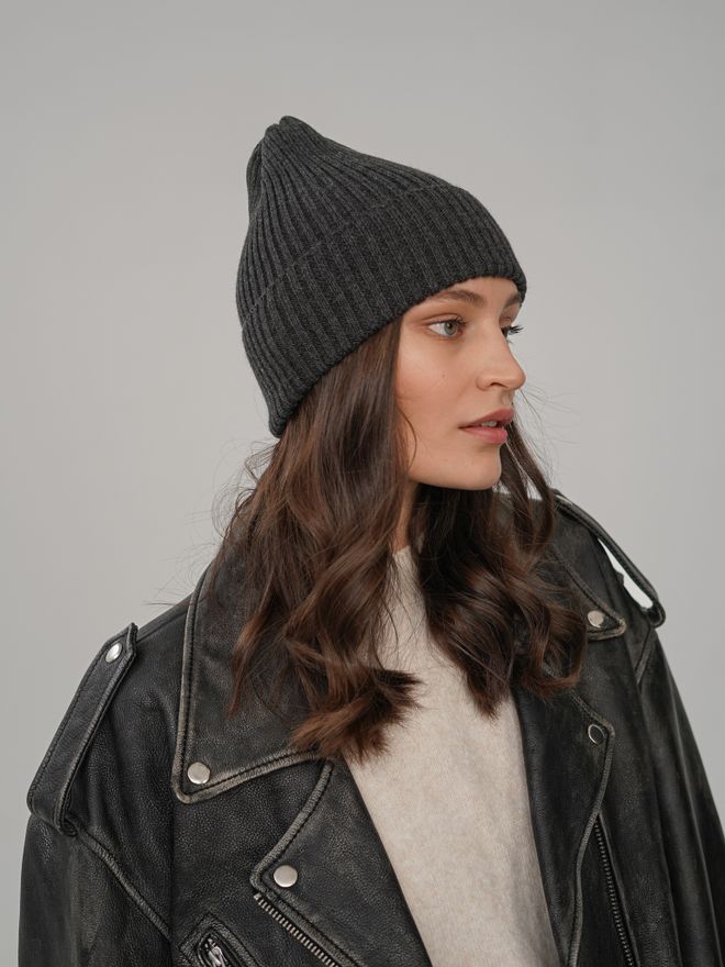 Шапка вязаная-резинка весенняя/осенняя КЭП(Черный меланж)