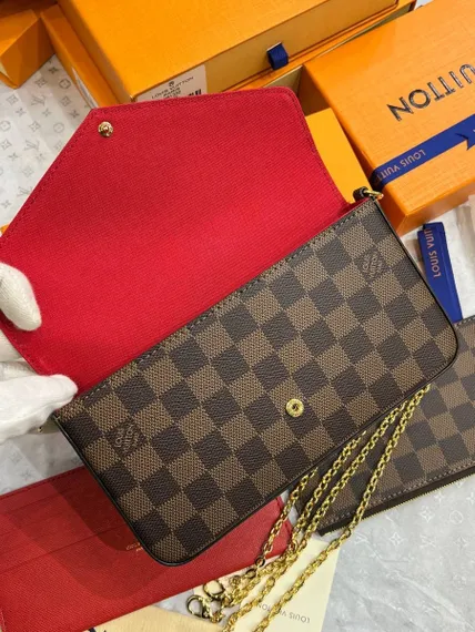 Клатч Louis Vuitton Felicie канва Damier Ebene коричневый