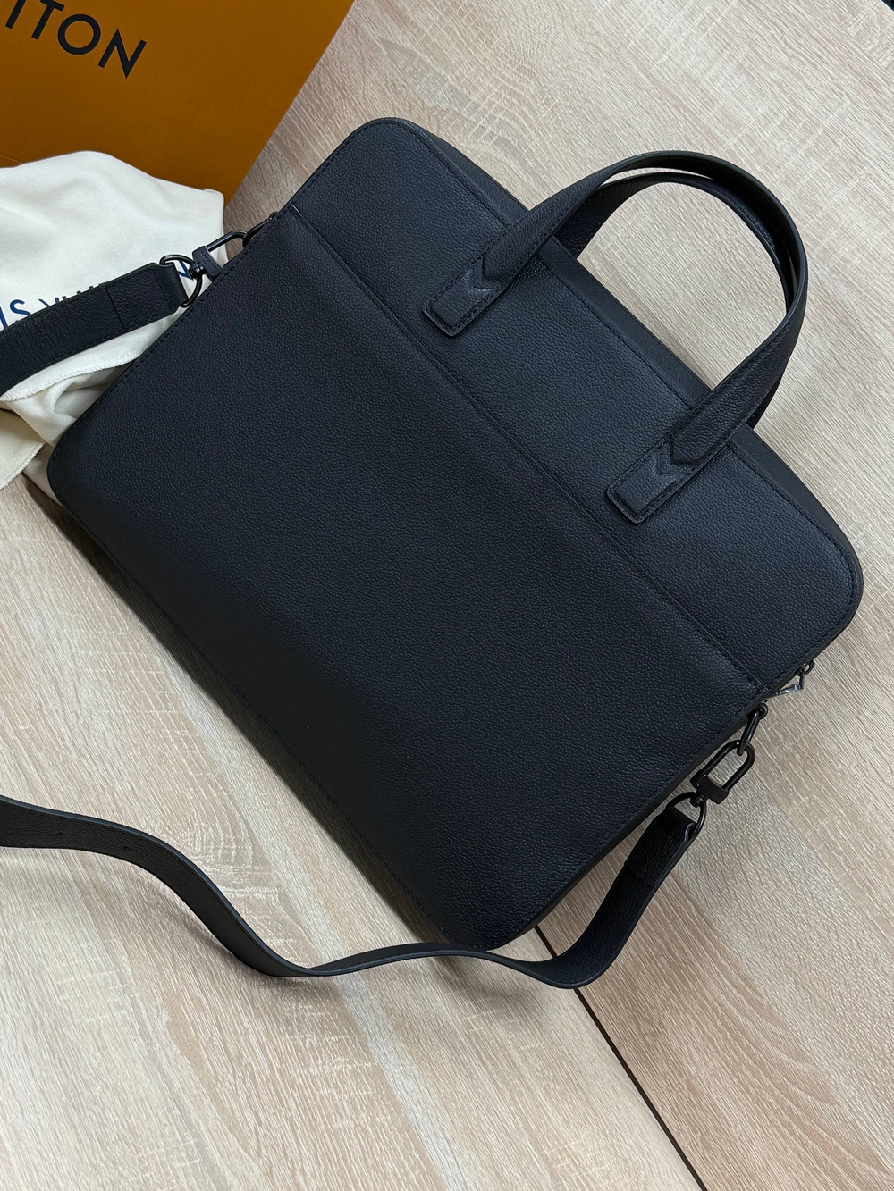 Деловая сумка Louis Vuitton