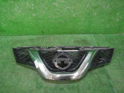 Решетка радиатора Nissan X-Trail T32 (2013-2019)