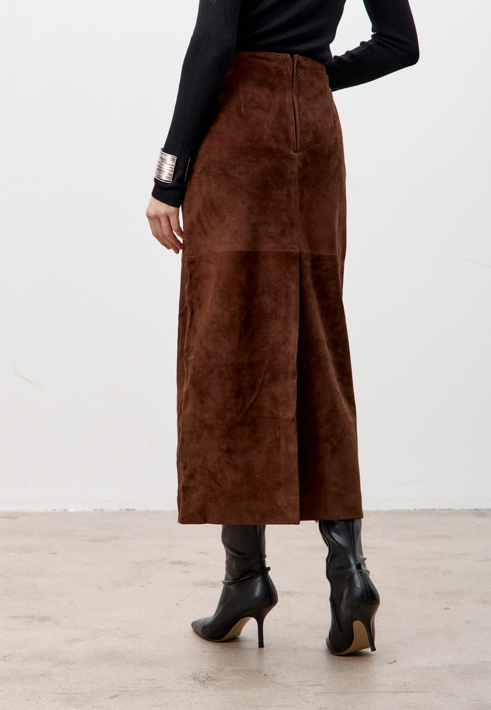Юбка из натуральной замши