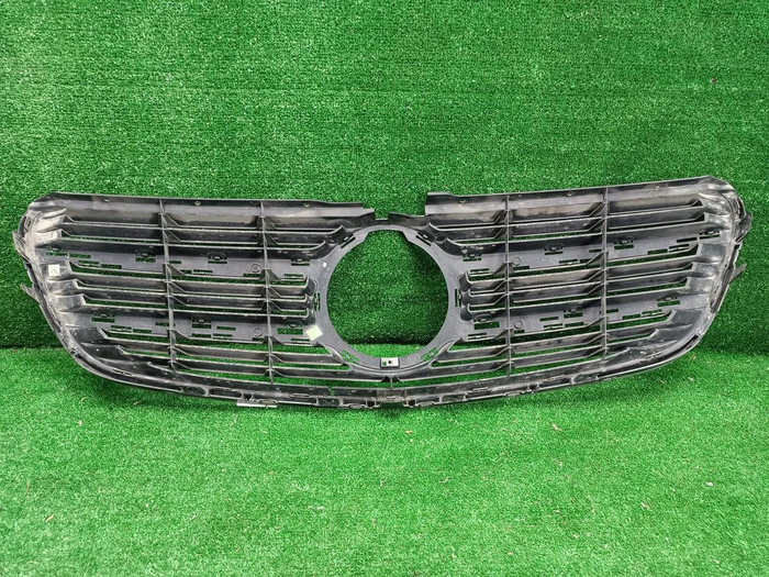 Решетка радиатора Mercedes V W447 (2014-н.в.)