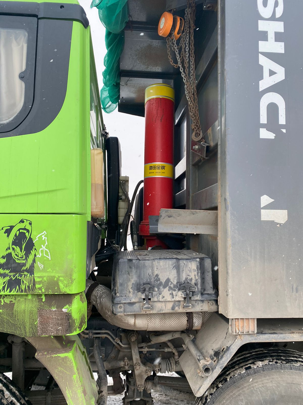 Shacman (Shaanxi) SX* 8x4 Самосвал SX331863366 (Дизельный, 12,5 л, 544 л.с., МТ)