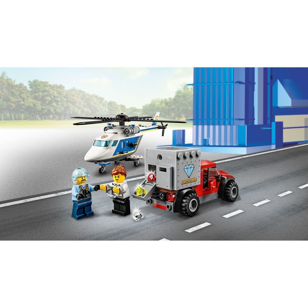 Конструктор LEGO City Police 60243 Погоня на полицейском вертолёте