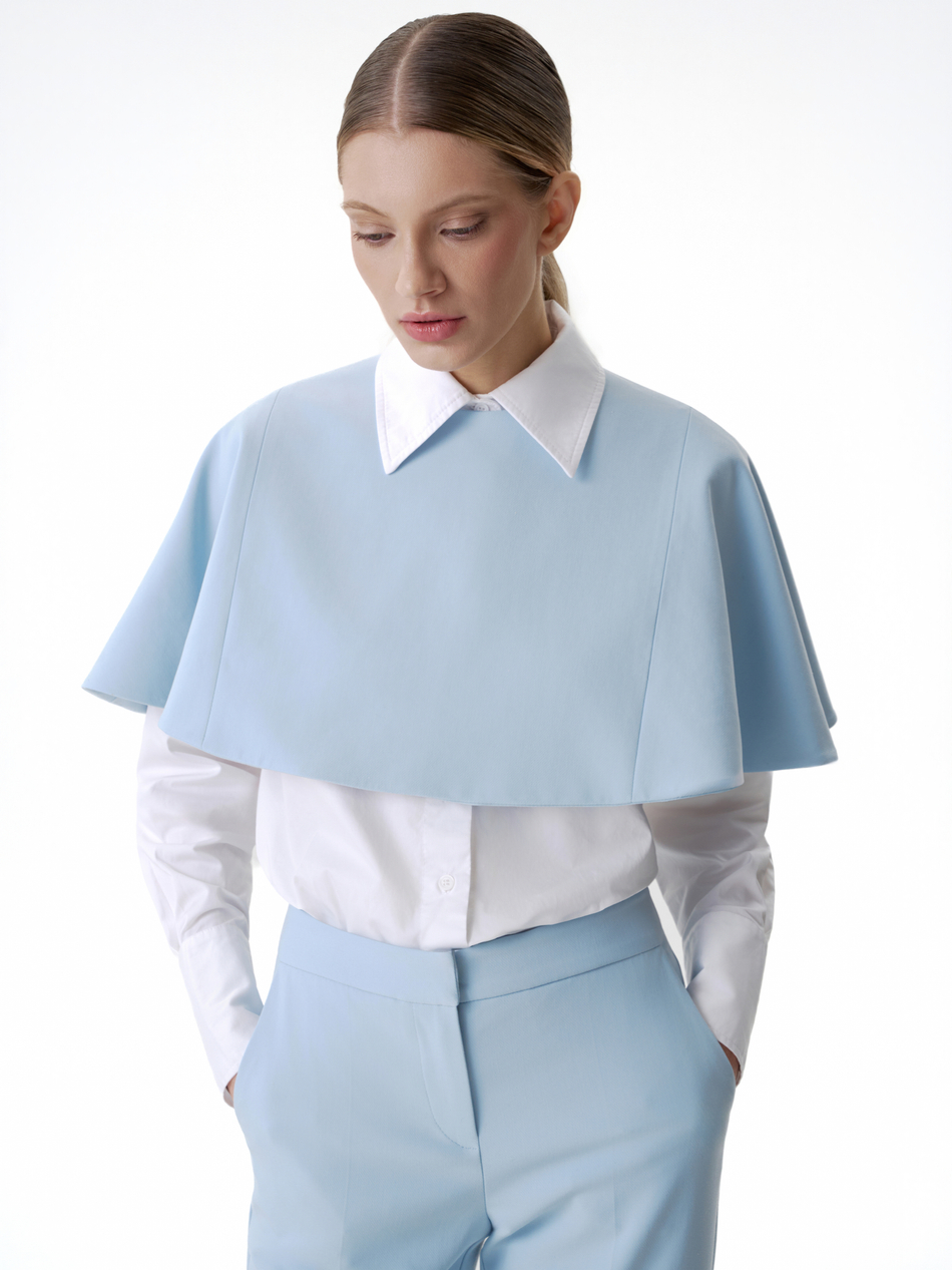 Накидка костюмная голубая