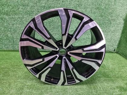 Диск литой R23 BMW X7 G07 (19-нв) 914 стиль задний