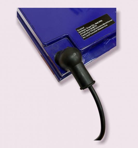 Изолирующие колпачки клемм аккумулятора (пара)