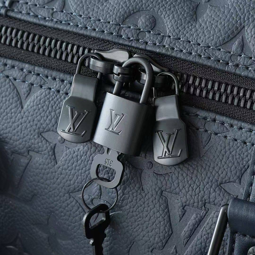 Сумка Louis Vuitton