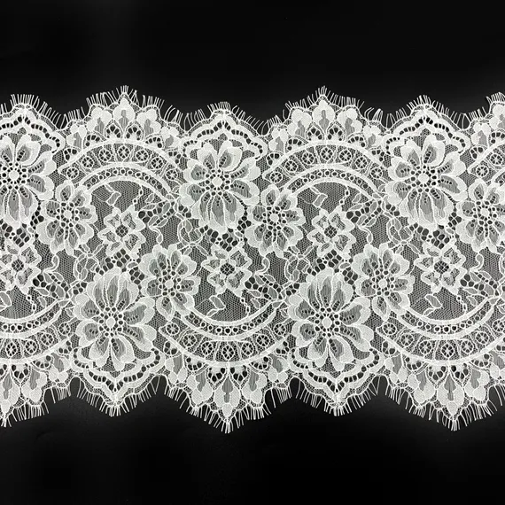 Кружево реснички бело-молочное (17*290 см)