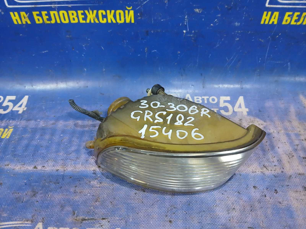 Туманка правая TOYOTA CROWN 2003-2005