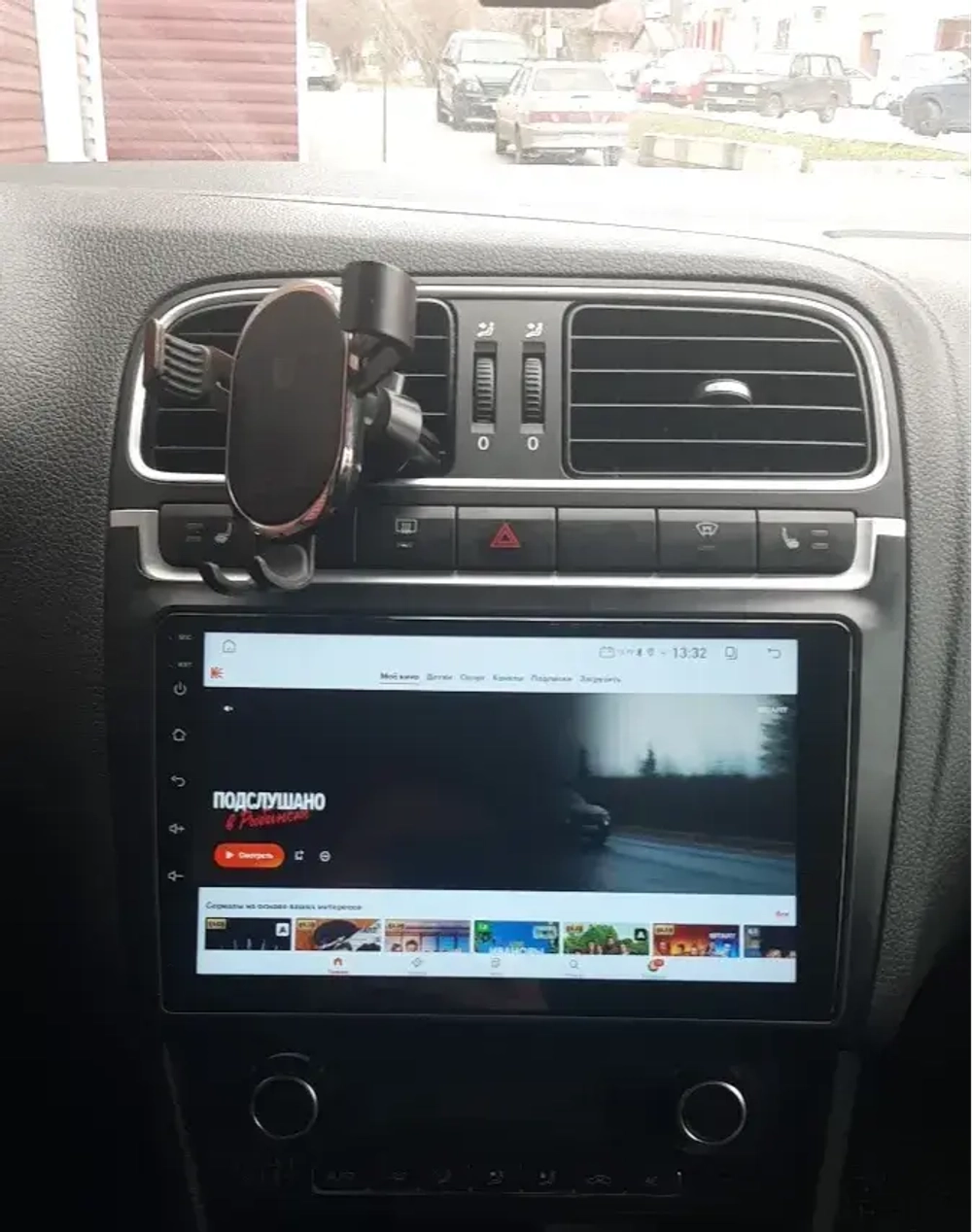 Магнитола для Volkswagen Polo 2009-2020 - Parafar PF968RN2K на Android 13, QLED+2K, ТОП процессор, 4Гб+32Гб, CarPlay, 4G SIM-слот