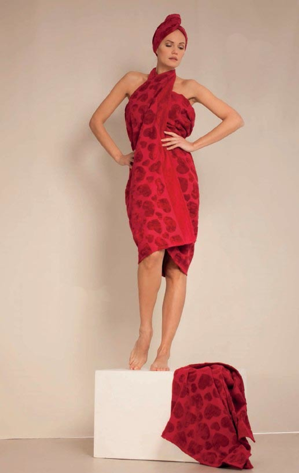 Полотенце 100x150 Luna di Giorno Cesello 2532 rosso Италия