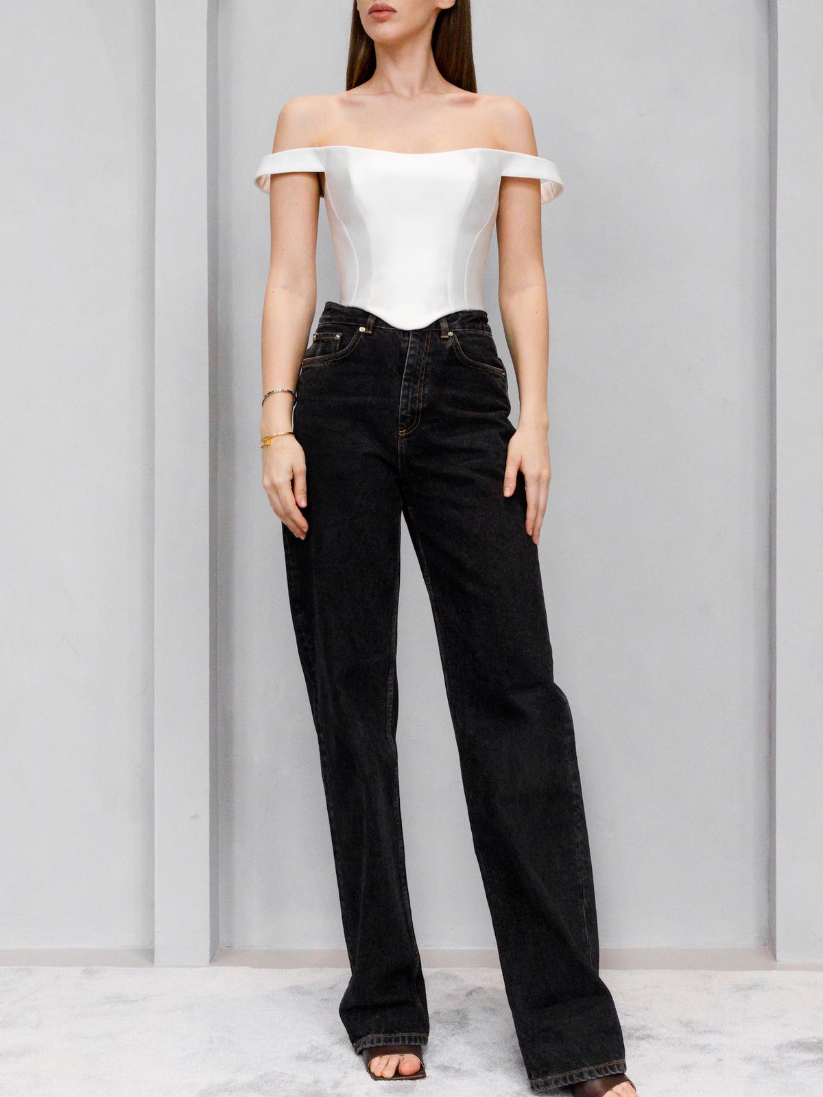 Корсетный топ из атласа