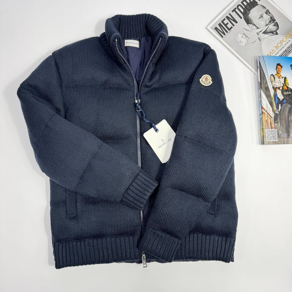 Пуховик Moncler