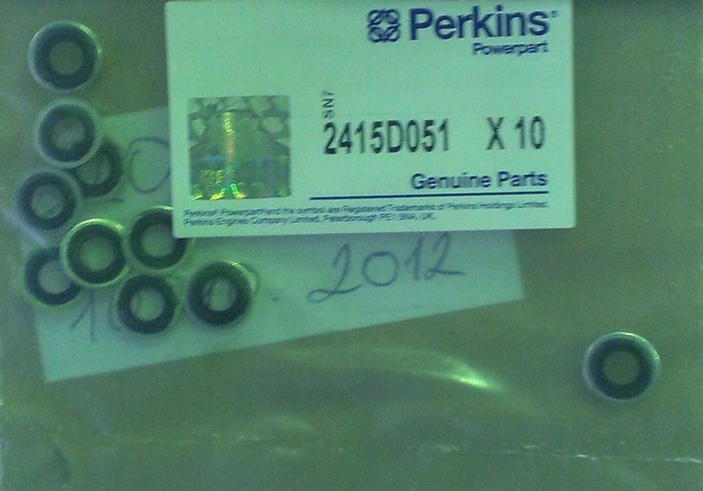 Шайба крепления топливной системы / WASHER АРТ: 2415D051I