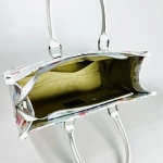 Женская сумка из натуральной кожи Fiore Estate Bianca