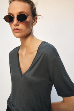 ZARA ФУТБОЛКА С V-ОБРАЗНЫМ ВЫРЕЗОМ, ТЕМНЫЙ СВИНЕЦ