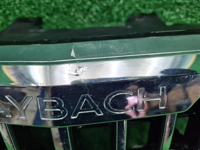 Решетка радиатора Mercedes GLS X167 19-23 Maybach