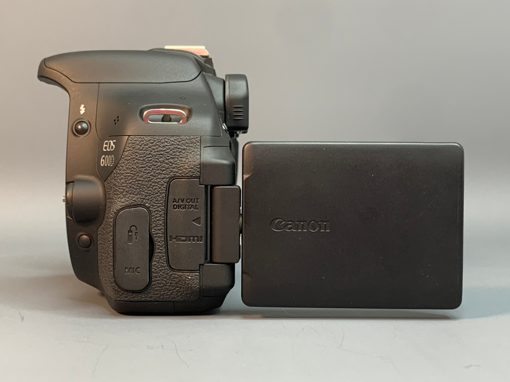 Canon EOS 600D 400 кадров