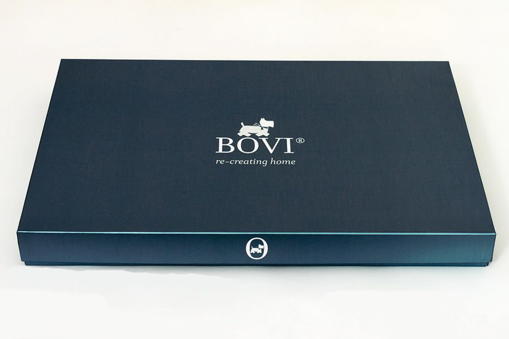 Элитная дорожка на стол Classic от Bovi коробка