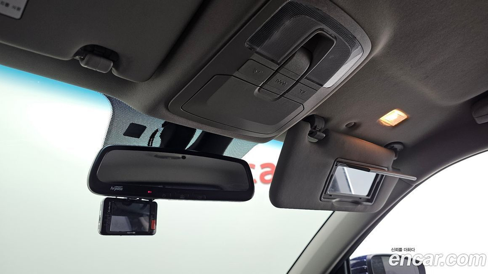 KG Mobility (Ssangyong) Beautiful Korando Дизель 1.6 2WD 딜라이트 Plus (08.2019)