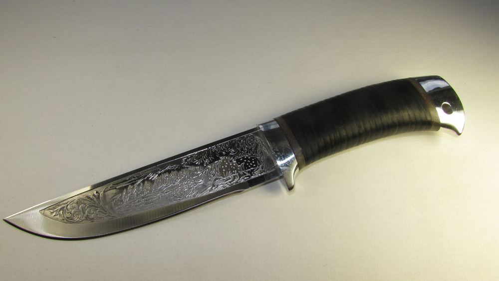 Нож НС-16 Таежный мотив (40Х10С2М) гравировка, алюминиевые вставки (Златоуст)