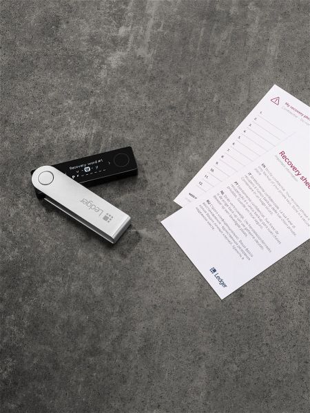 Флешка Ledger Nano x, черный