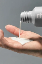 Rhode Glazing Milk MINI