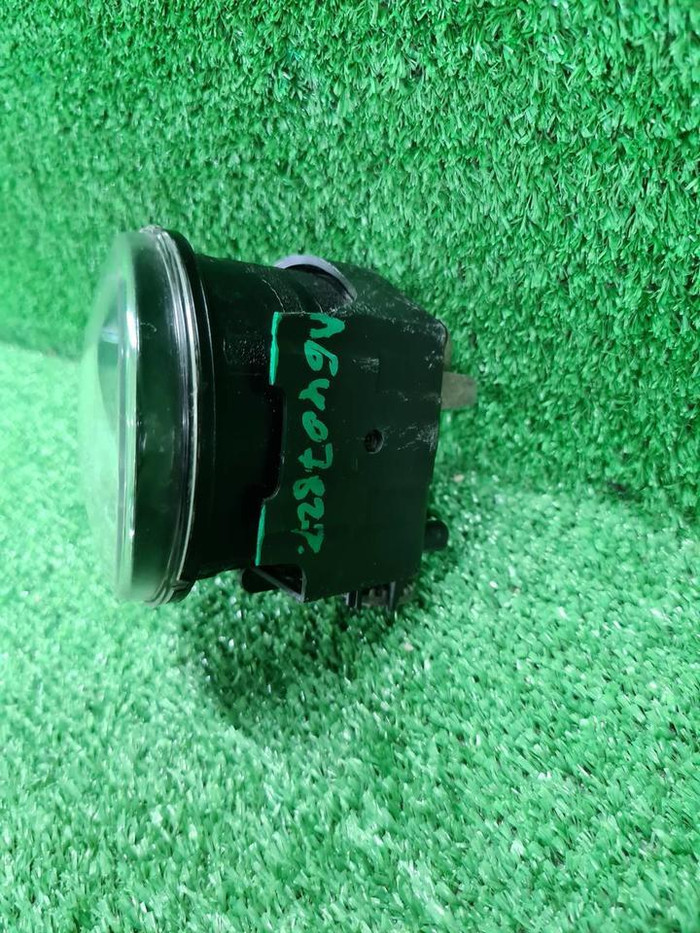 ПТФ правая Toyota Land Cruiser Prado 150 (17-н.в.)