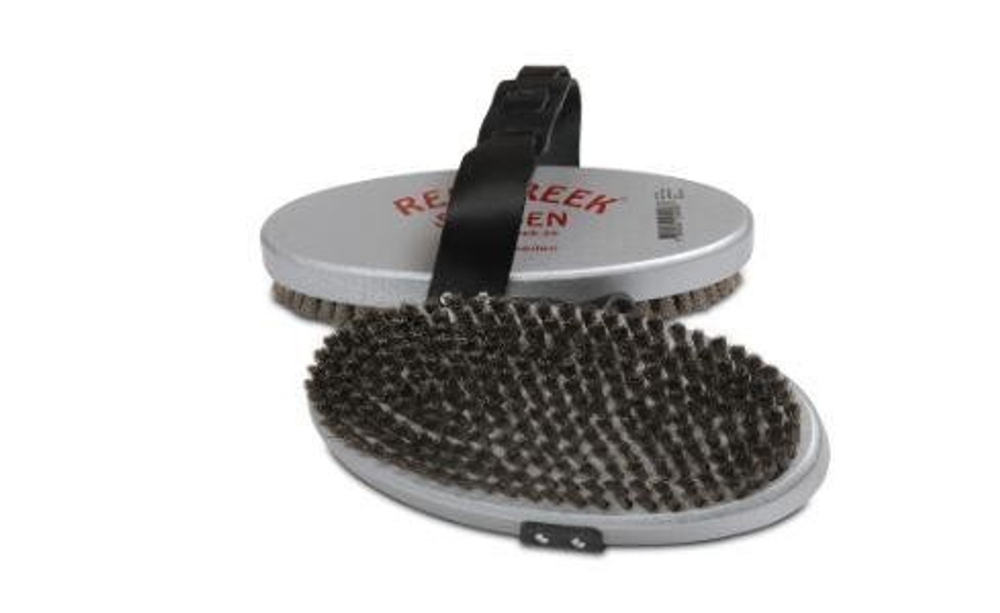 Щётка RED CREEK 2052 STEEL MEDIUM RACING овальная стальн. средн.