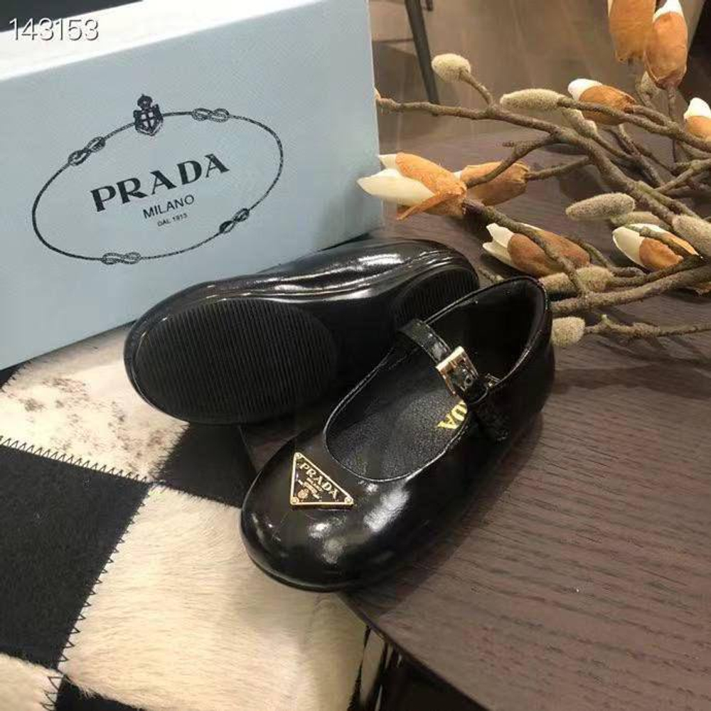 Туфли Prada