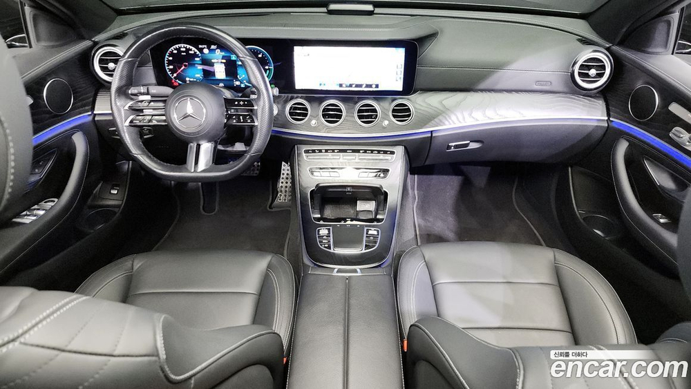 Mercedes-Benz E-Class W213 E220d 4MATIC AMG Line (12.2020)