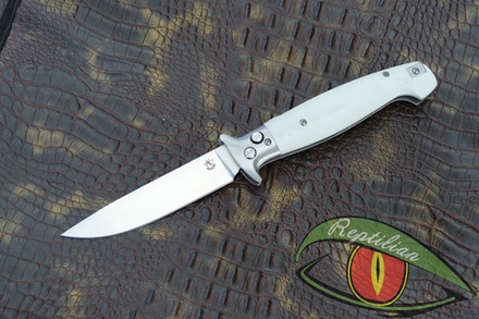Складной нож Steelclaw "Страйк 01W" c клинком из стали D2, рукоять G10