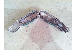 Нож с выдвижным трапециевидным лезвием TOTAL TG5126101