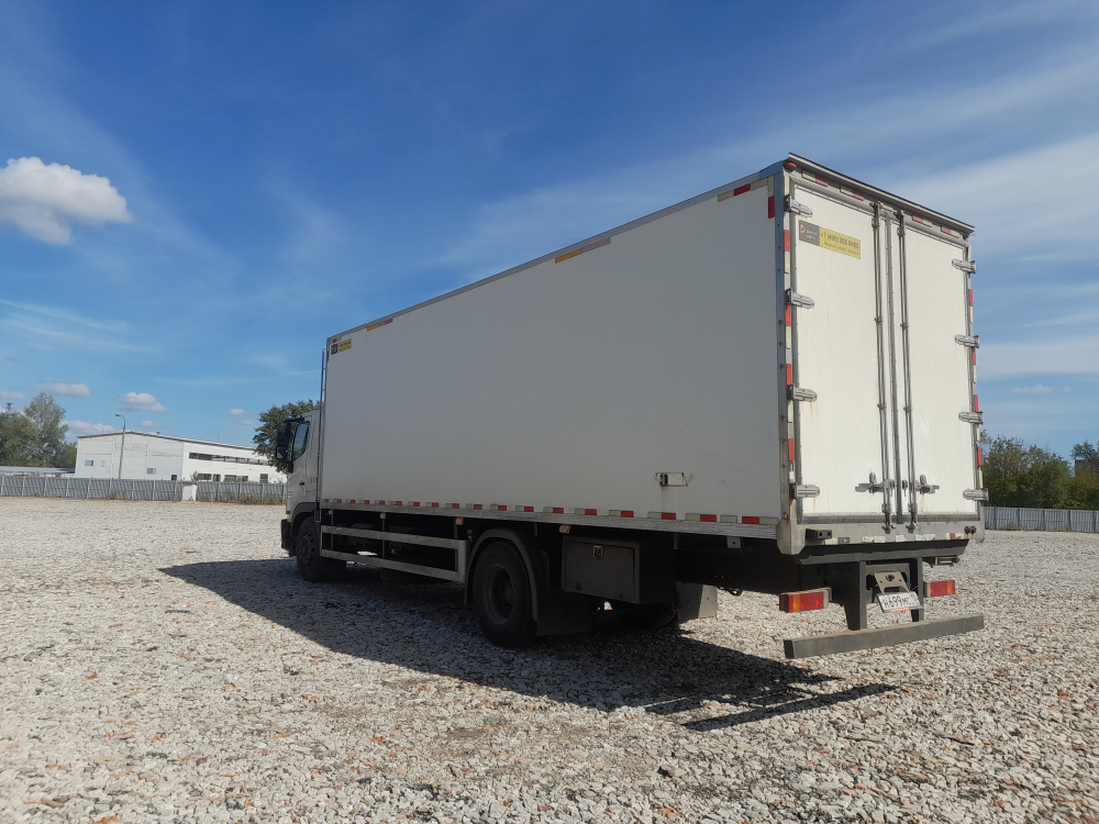 Hino 700 4x2 Изотермический/рефрижератор CLW6041XLCC (Рефрижератор, Дизельный, 7,7 л, 271 л.с., МТ)